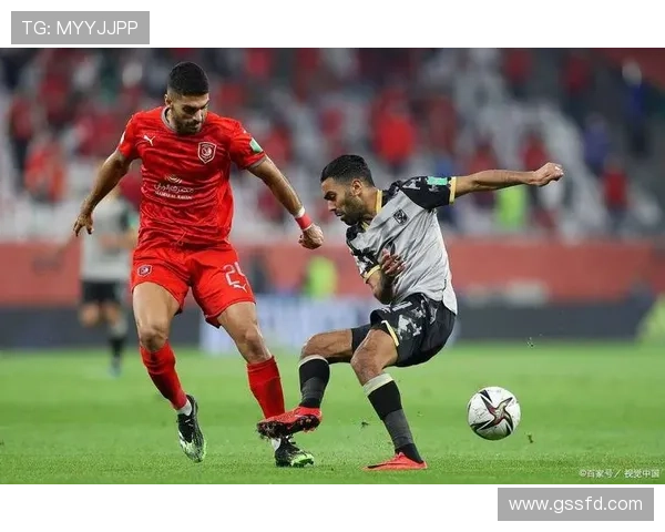 斯图加特战术革新助力连胜势头，攻防表现稳健引人关注