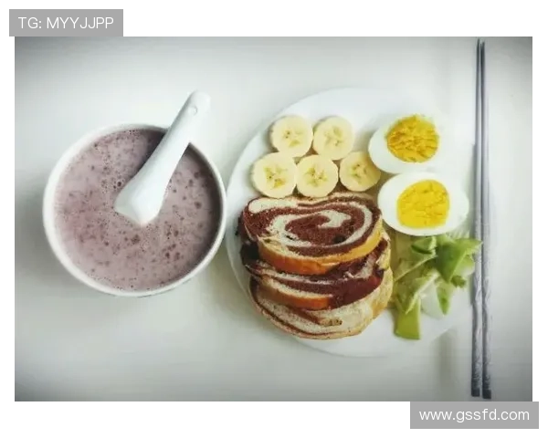 杨威家的早餐是按克称着吃的？